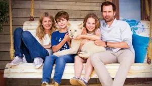 Backdrop to the movie "Mia and the White Lion" #225685