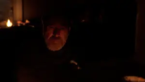 Backdrop to the movie "Grey Bees" #694432