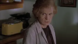 Backdrop to the movie "The Gathering" #394320