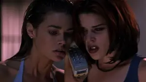 Backdrop to the movie "Wild Things" #675071