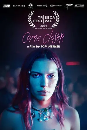 Poster to the movie "Come Closer" #484368