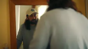 Backdrop to the movie "Noah Kahan: Out of Body" #773580