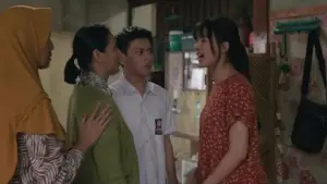 Backdrop to the movie "Ayah, Ini Arahnya Ke Mana, Ya?" #775676