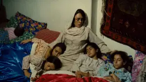 Backdrop to the movie "I Saw the Sun" #711823