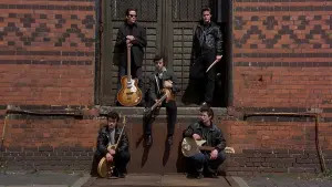 Backdrop to the movie "Backbeat" #470133