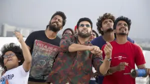 Backdrop to the movie "Comali" #805630