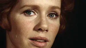 Backdrop to the movie "Cries and Whispers" #751930