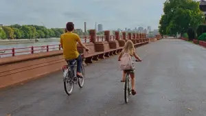 Backdrop to the movie "Amanda" #666544