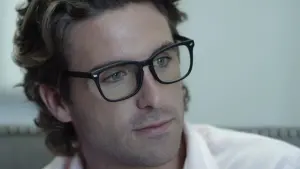 Backdrop to the movie "River of Ghosts" #198526