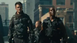 Backdrop to the movie "Transformers: Dark of the Moon" #810775