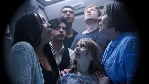 Backdrop to the movie "No Way Up" #161855