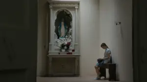 Backdrop to the movie "Little Trouble Girls" #535221