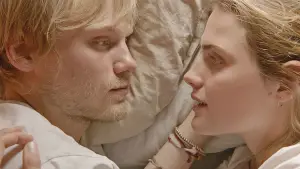 Backdrop to the movie "303" #536903