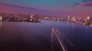 Backdrop to the movie "Ultraman: Rising" #644604