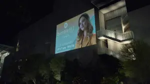 Backdrop to the movie "Swiped" #590710