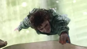 Backdrop to the movie "A Hero