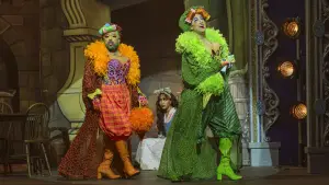 Backdrop to the movie "Tinsel Town" #599498