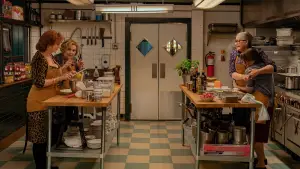 Backdrop to the movie "Nonnas" #595624