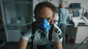 Backdrop to the movie "Icarus" #429407