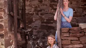 Backdrop to the movie "Tracks" #253915