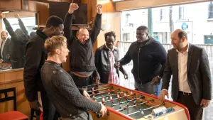 Backdrop to the movie "The Big Hit" #418771