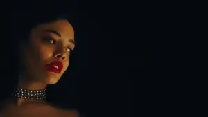 Backdrop to the movie "Hedda" #587793