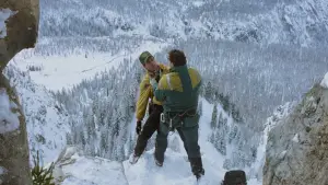 Backdrop to the movie "Cliffhanger" #786267