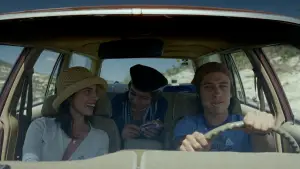 Backdrop to the movie "Y Tu Mamá También" #698373