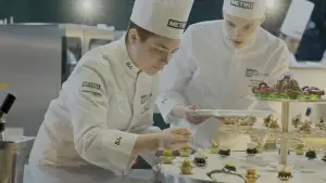 Backdrop to the movie "We Live in Time" #563130