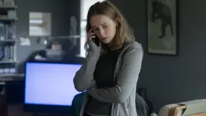 Backdrop to the movie "The Burning Sea" #332935