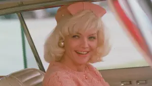 Backdrop to the movie "Love Field" #459303