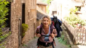 Backdrop to the movie "Compostelle" #796469