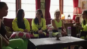 Backdrop to the movie "Mertua Ngeri Kali" #536778