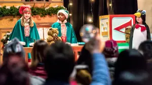 Backdrop to the movie "Christmas in the Air" #425553