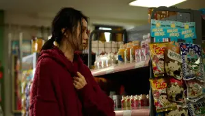 Backdrop to the movie "Girls on Wire" #541082