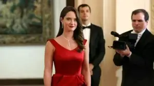 Backdrop to the movie "A Royal Winter" #682392