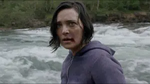 Backdrop to the movie "Alone" #290660