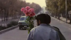 Backdrop to the movie "Close-Up" #747377