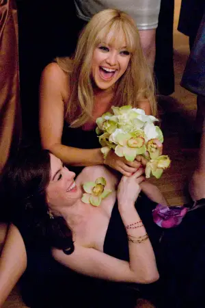 Poster to the movie "Bride Wars" #729588