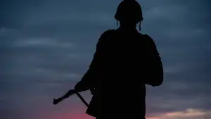 Backdrop to the movie "Unknown Soldier" #457948