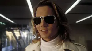 Backdrop to the movie "Blow" #221415