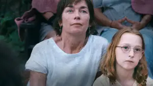 Backdrop to the movie "Janet Planet" #684213