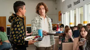 Backdrop to the movie "Incoming" #652998