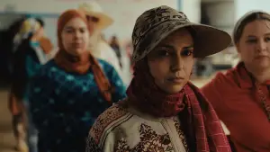 Backdrop to the movie "Strawberries" #810198