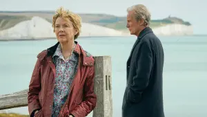 Backdrop to the movie "Hope Gap" #422130