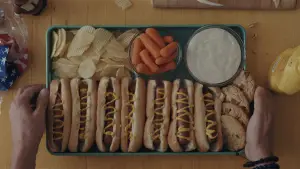 Backdrop to the movie "Weapons" #519214