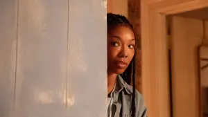 Backdrop to the movie "The Front Room" #707582