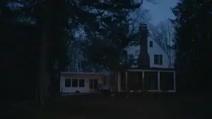 Backdrop to the movie "I