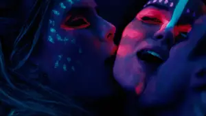 Backdrop to the movie "Artificial Paradises" #695706