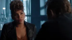 Backdrop to the movie "Blacklight" #297911